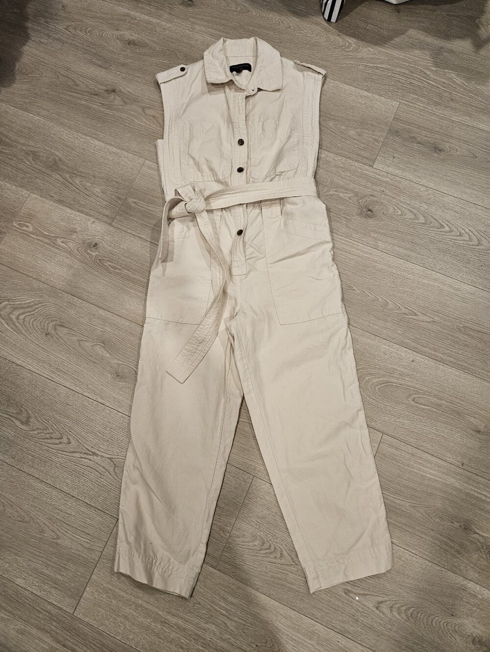Banana Republic Sleeveless Cream Utility Jumpsuit with Belt XS Petite